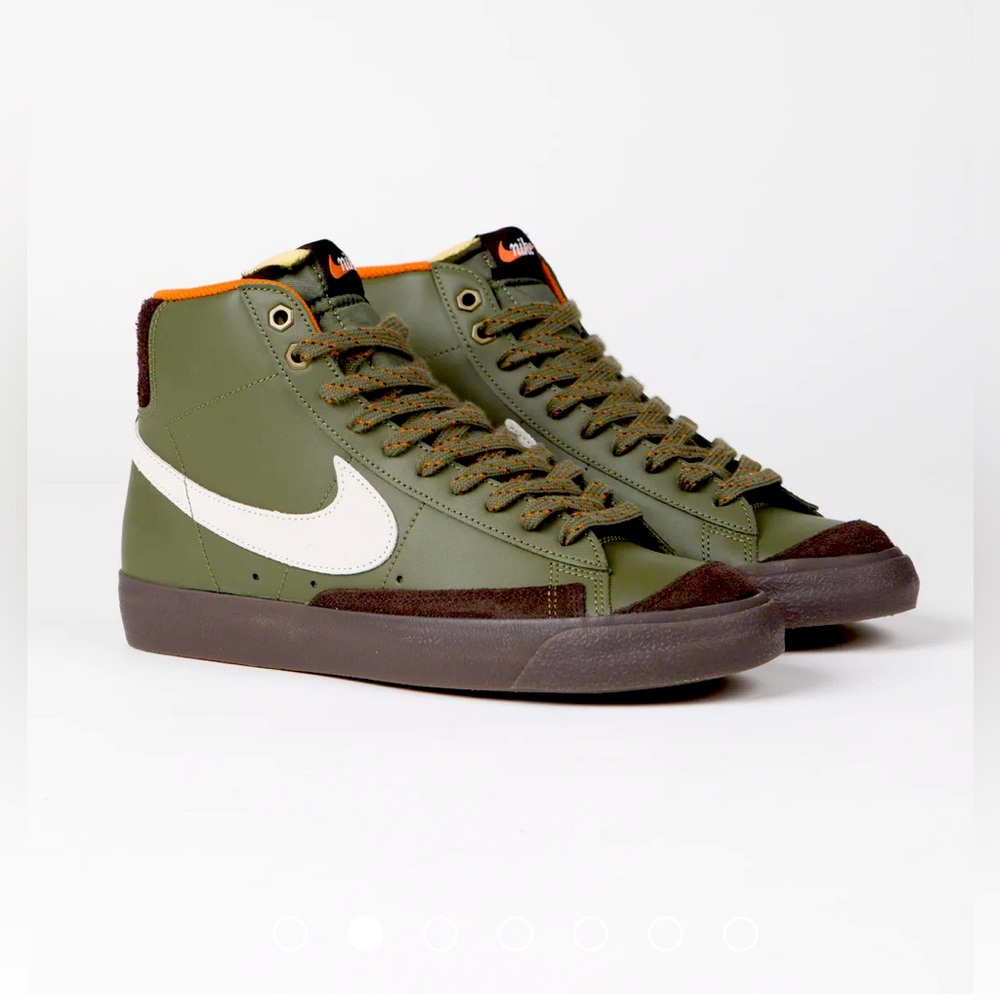 Nike Blazer Mid '77 Vintage Army Olive/Summit White/Campfire Orange - SIZE 10